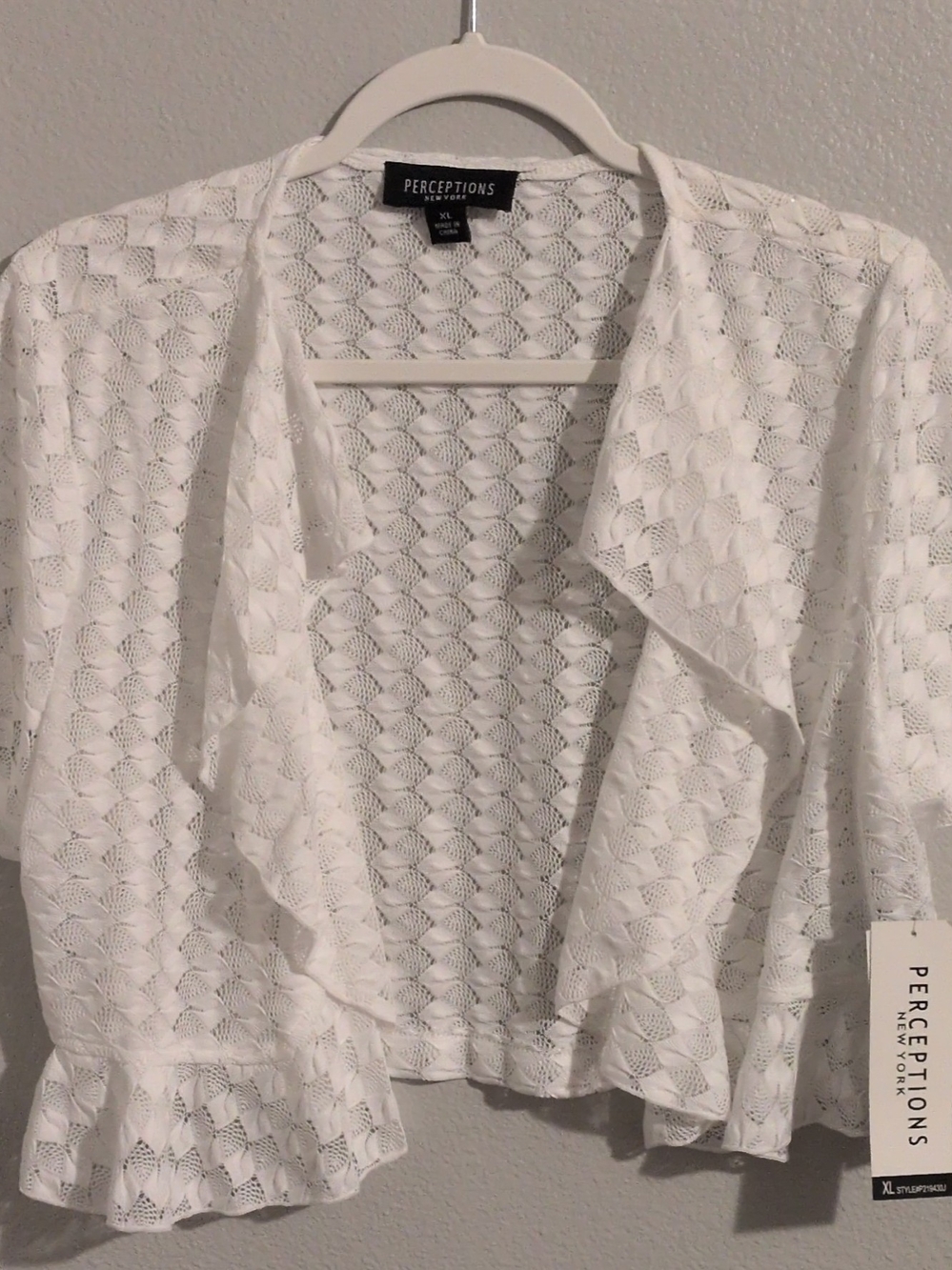 NWT Perceptions New York White Crochet Knit Ruffle Shrug Open Front Cardigan XL